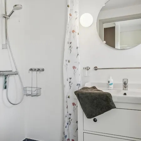 3 Bedroom Beautiful In *